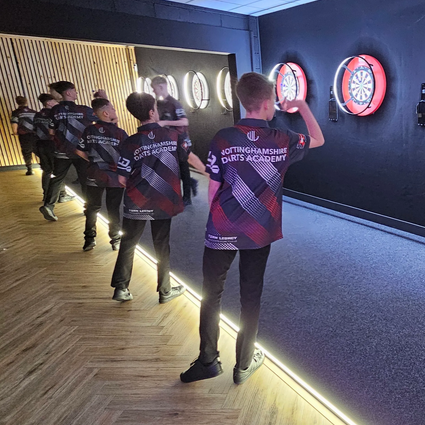 Nottinghamshire Youth Darts Academy players happy to become an Elite 1 Affiliated Academy.