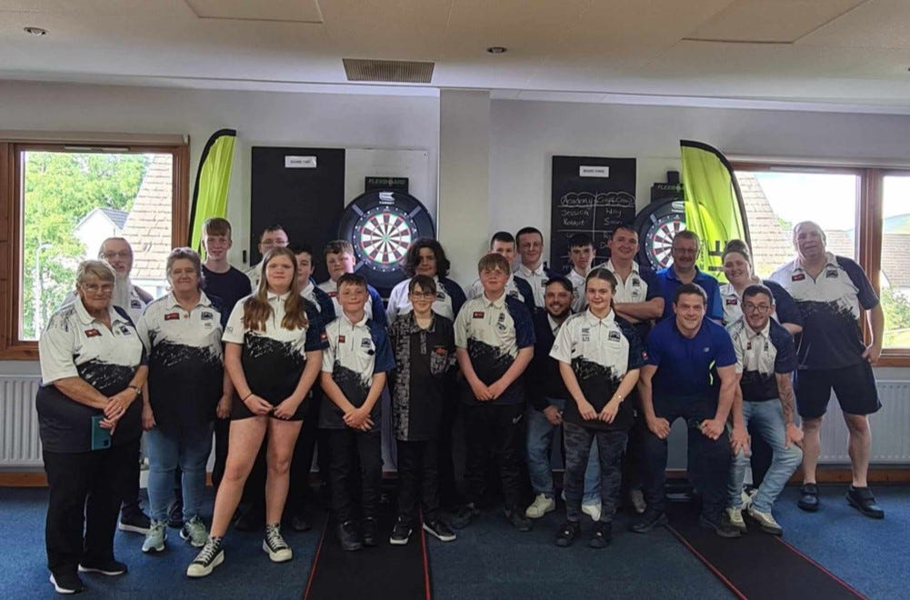 Strathearn Youth Darts Academy in group photo